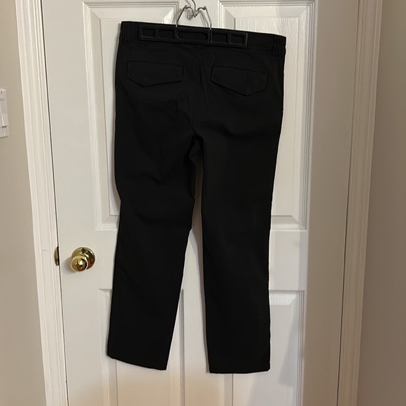 BC Clothing. 32/30 x 28.25” Inseam. Black. Men’s Casual Pants Like New - Picture 4 of 11
